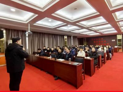 專業(yè)賦能 團(tuán)隊(duì)進(jìn)階——華豫萬通2025“管理高手實(shí)戰(zhàn)課”培訓(xùn)圓滿結(jié)束！